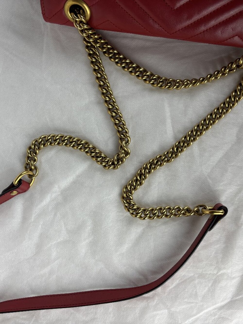 Gucci GG Marmont Medium Shoulder Bag Flap Quilted Crossbody Chain Red Heart EUC - Picture 16 of 16